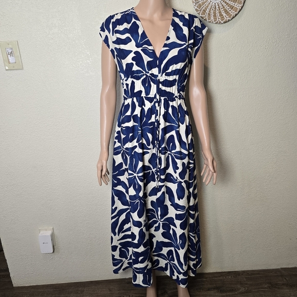 MNG  Long Printed Dress A-line Design Print V-Neck Short Sleeve Ruched Waist - Picture 2 of 12